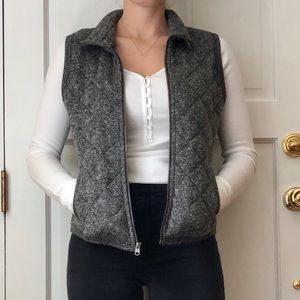 Abercrombie Heathered Grey Quilted Vest sz M